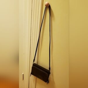 Genuine Leather Cafe By Marlo Crossbody Purse  8" x 7" x 1"